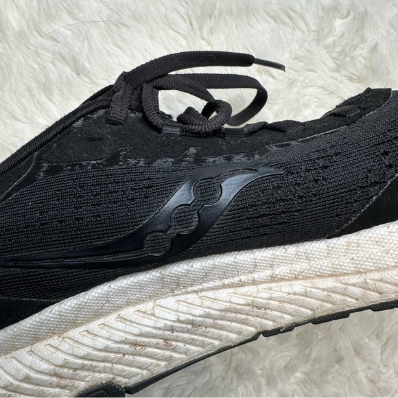 Saucony Freedom 4 Sneakers Black & White Size 9 - Picture 16 of 16